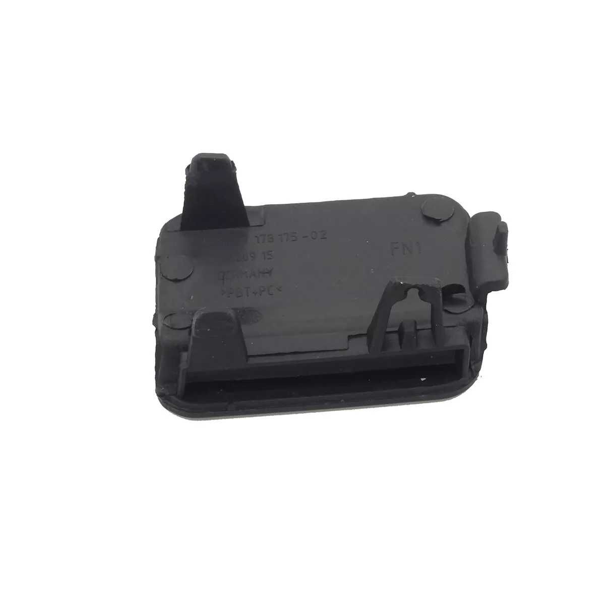 Капаче задна броня BMW E60 facelift 08-10 520d 530d E61 кука нов