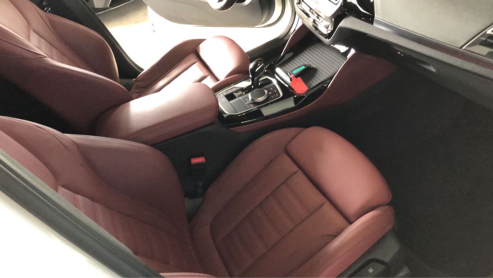 BMW X4 20i hibrid