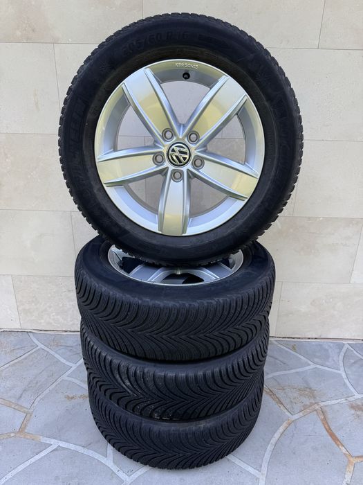 205/60/16 anvelope iarna michelin cu jante VW 5x112