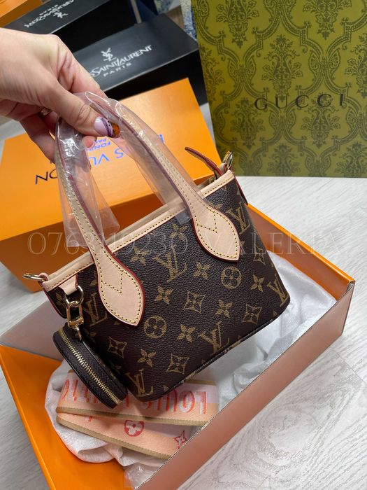 Geanta Louis Vuitton - cu banduliera Neverfull PM