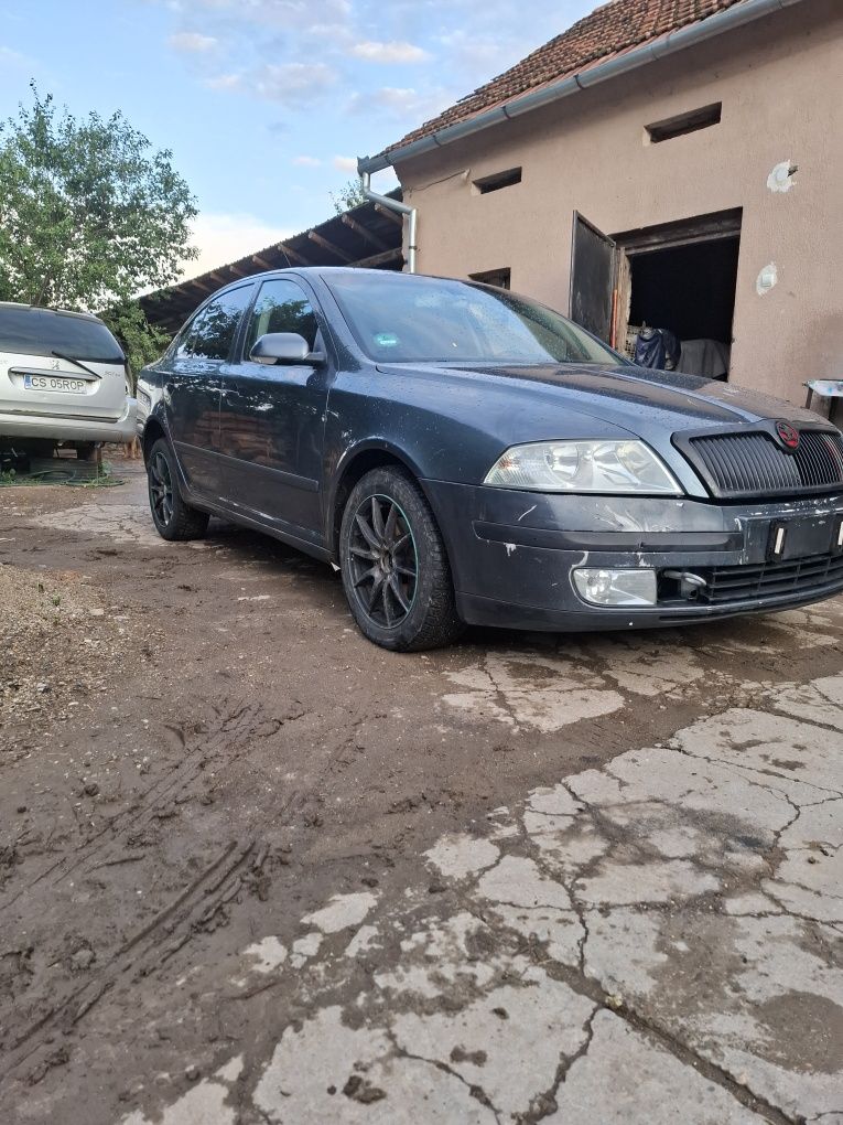 Dezmembrez skoda octavia 2 2.0 BKD