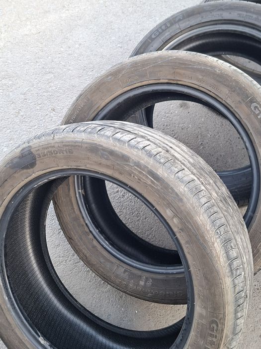 Giti BVD Zavot Baloni 235/50/19