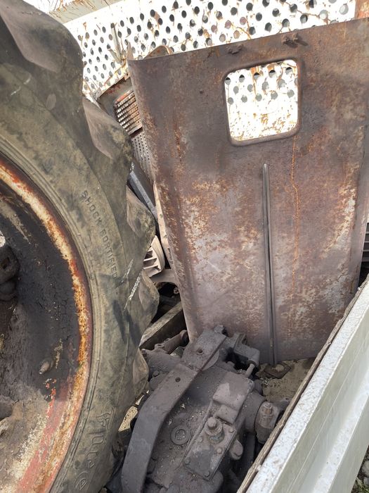 Dezmembrez Lamborghini 2 RDT tractor piese