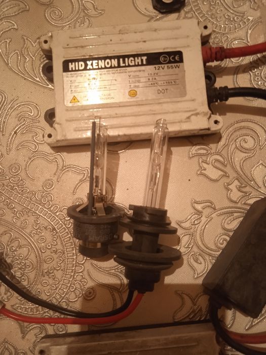 Продам ксеноновая лампа.ксенон.