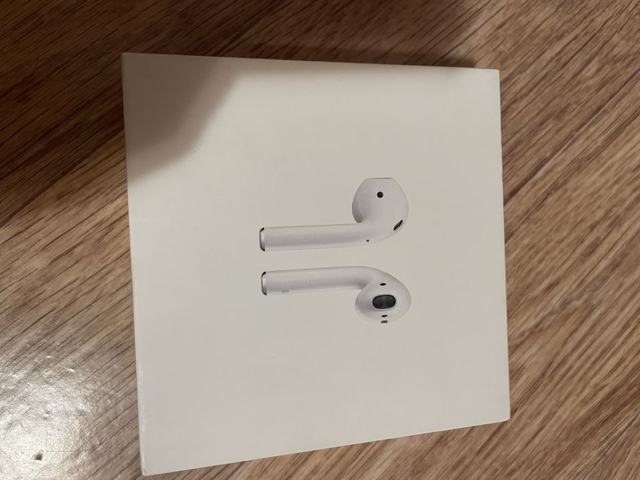 Продам Наушники Apple AirPods