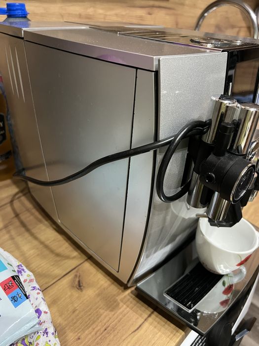 Кафеавтомат jura j90