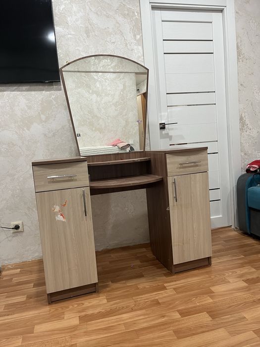 Туалетный столик