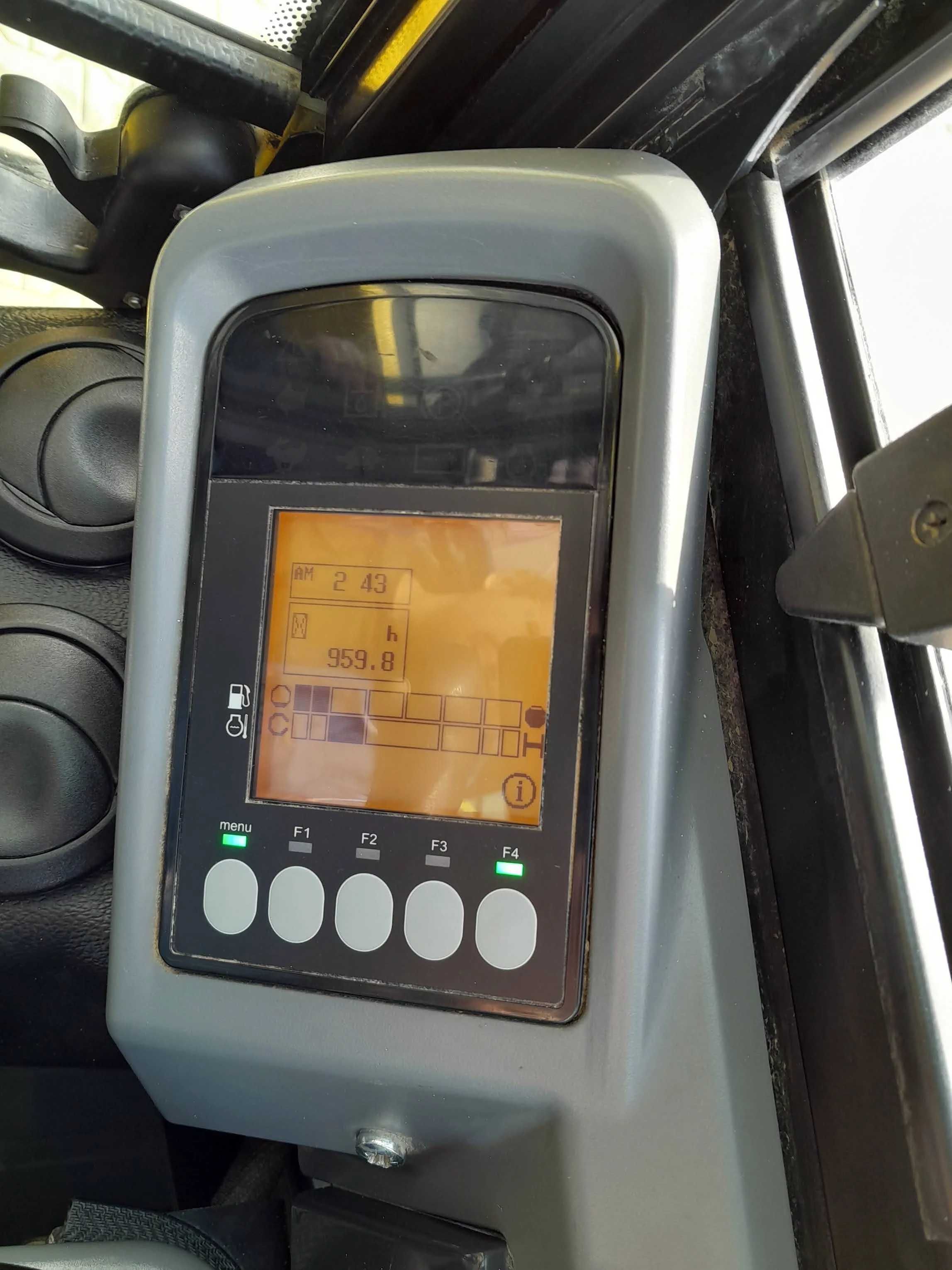 Багер Yanmar ViO26-6 2665кг