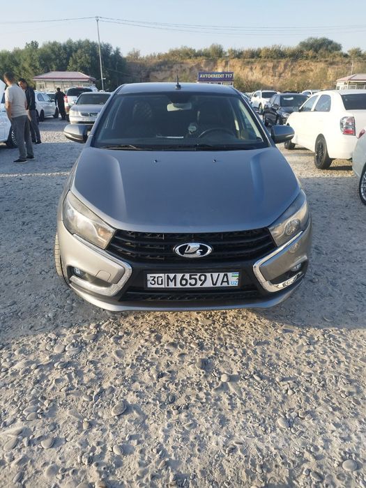 Lada Vesta 2017-yil
