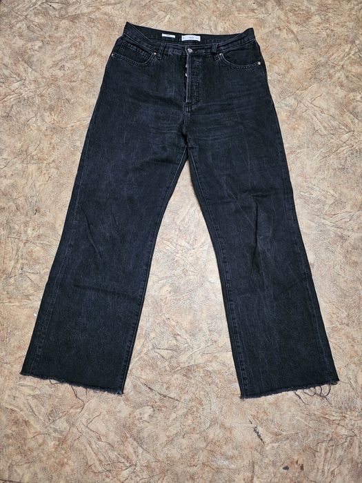 Продам женские джинсы