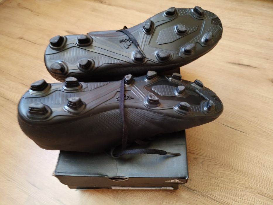 Ghete/adidas fotbal /Măr.46