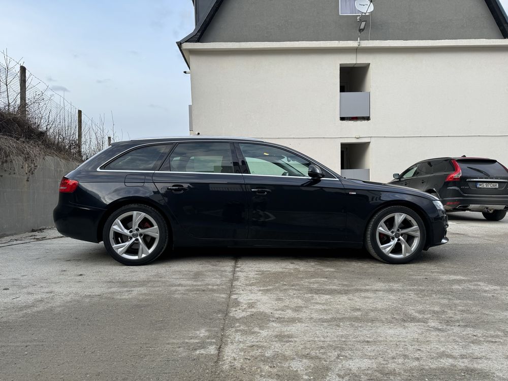 Audi A4 B8 2011, navi carplay