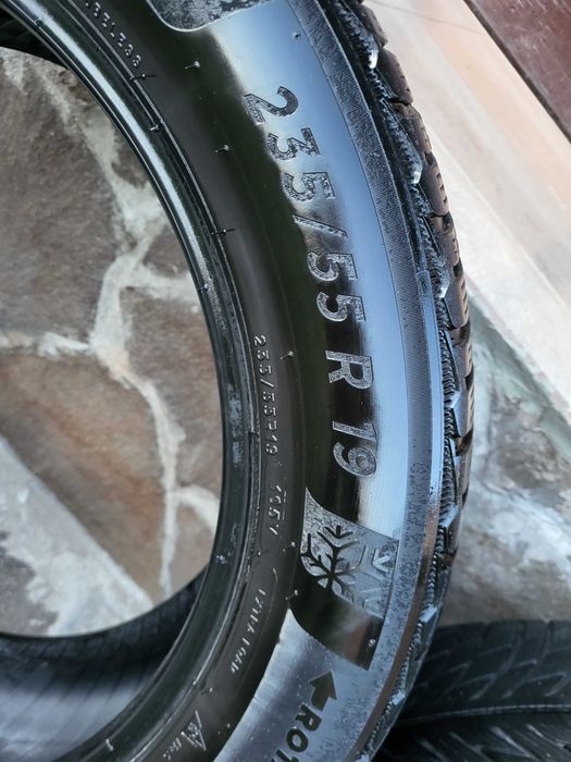 Anvelope/Cauciucuri iarna 235 55 19/255 50 19 Michelin Pilot Alpin 5 S