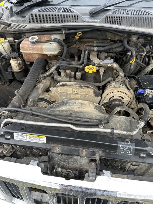 Dezmembrez Jeep Cherokee 2.8 CRD