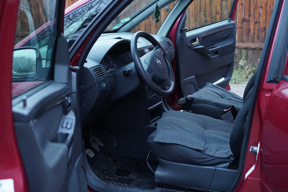 Se vinde Opel Meriva 2006 1.6 GPL benzină
