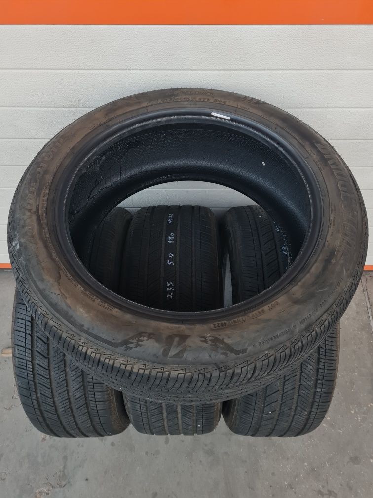 Всесезонни гуми 4 броя BRIDGESTONE QuiietTrack 235 50 R18 дот 4022
