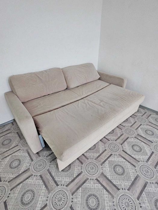 Диван раскладной б/у