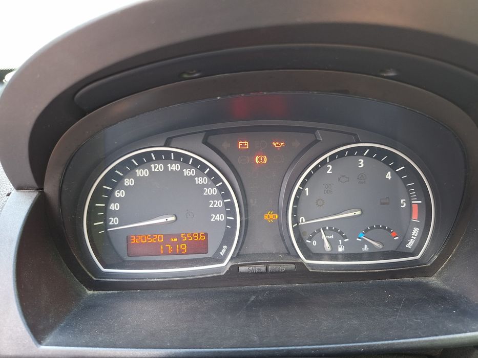 Vând BMW X3 E83 2005