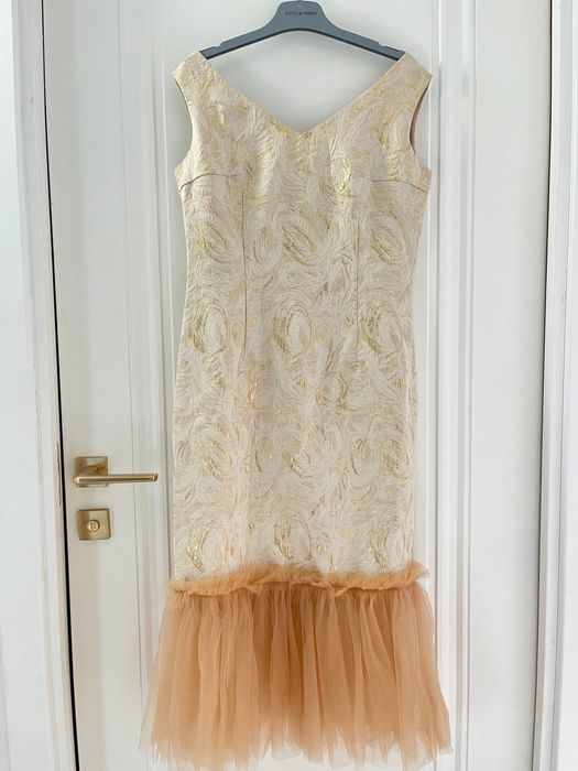 Платье женское почти новое