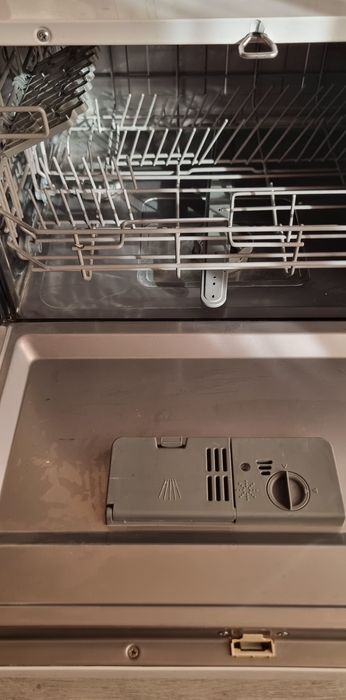 Съдомиялна машина