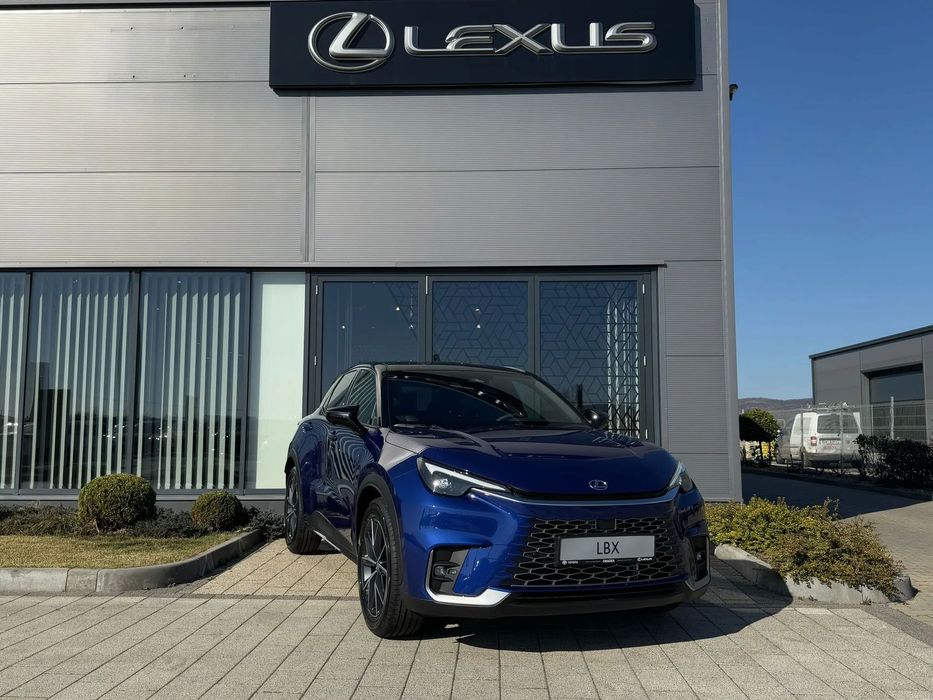 Lexus LBX Carplay | Incalzire volan & scaune fata | Senzor si Camera | 2024