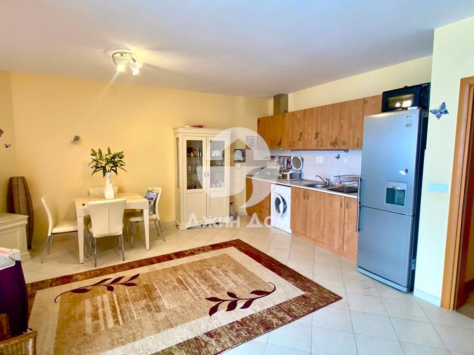 Продава се Двустаен апартамент в Свети Влас - 84 кв.м за 1608 €/кв.м - Снимка #3