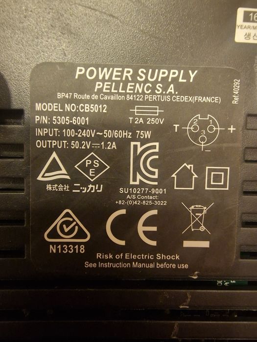 Acumulator si incarcator Pellenc