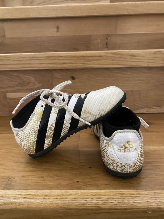 Футболни обувки/бутонки Adidas