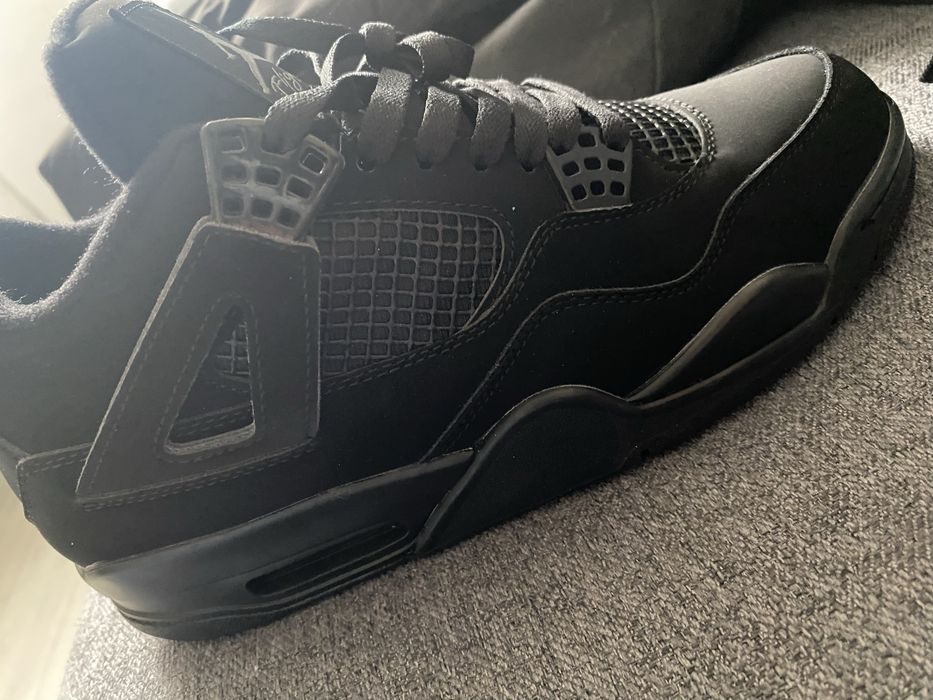 Jordan 4 Black Cat