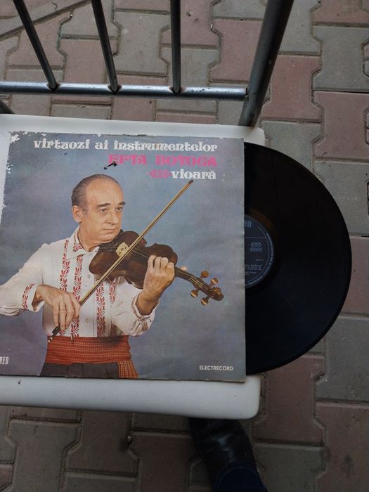 Vand placi picap vechi