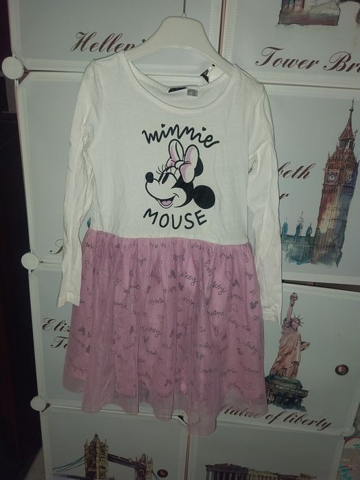 Vând compleu fete mărimea 122/128