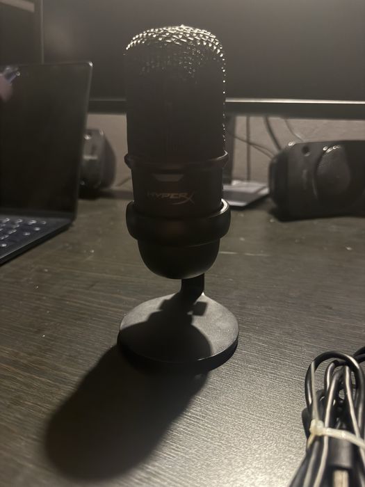 Microfon gaming hyperx solocast