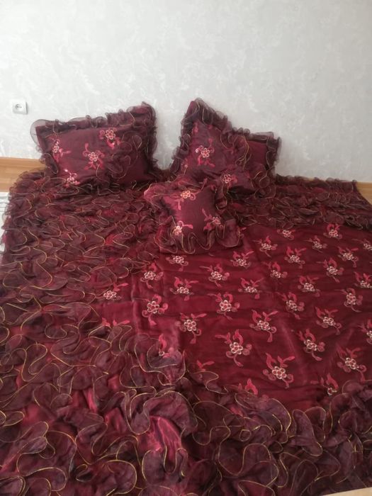 Покрывало 2х спальное турецкое почти новое