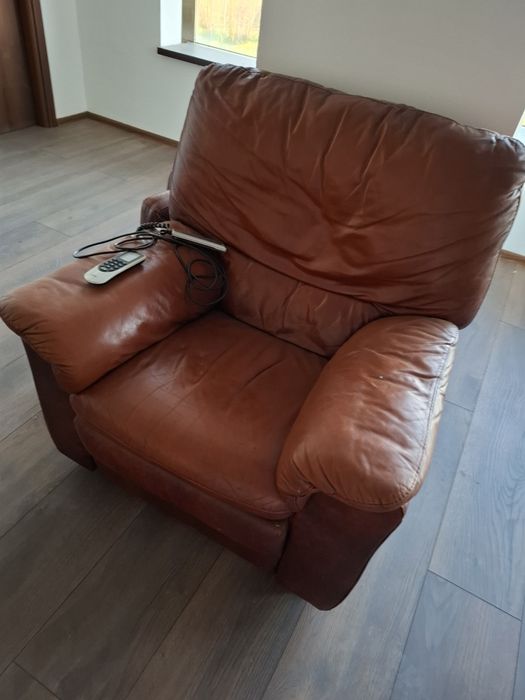 Super oferta, super preț!! Canapea  si fotolii din piele Mobexpert