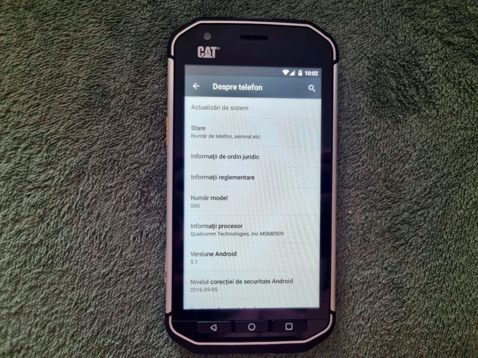 CAT S40- 16GB in stare perfecta