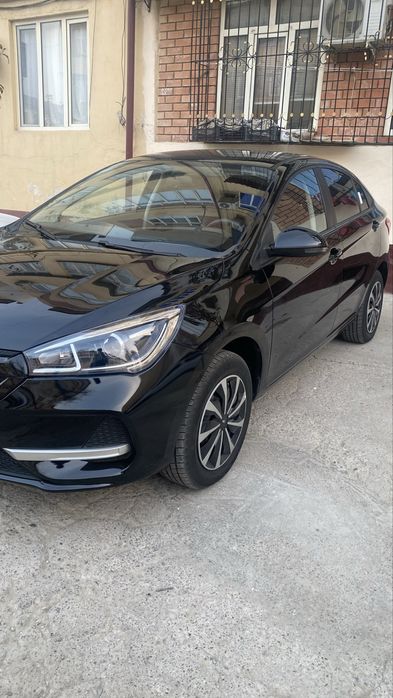 Elektromobil sotiladi