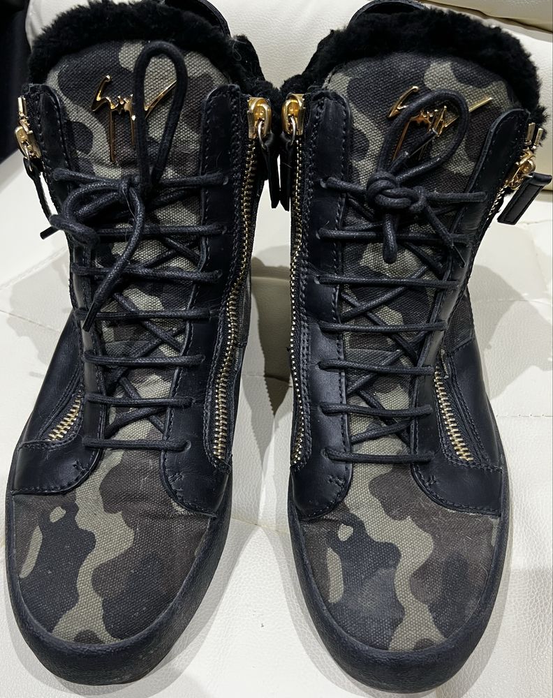Giuseppe Zanotti Coby fur