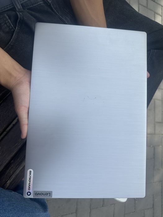 Lenovo с гарантия
