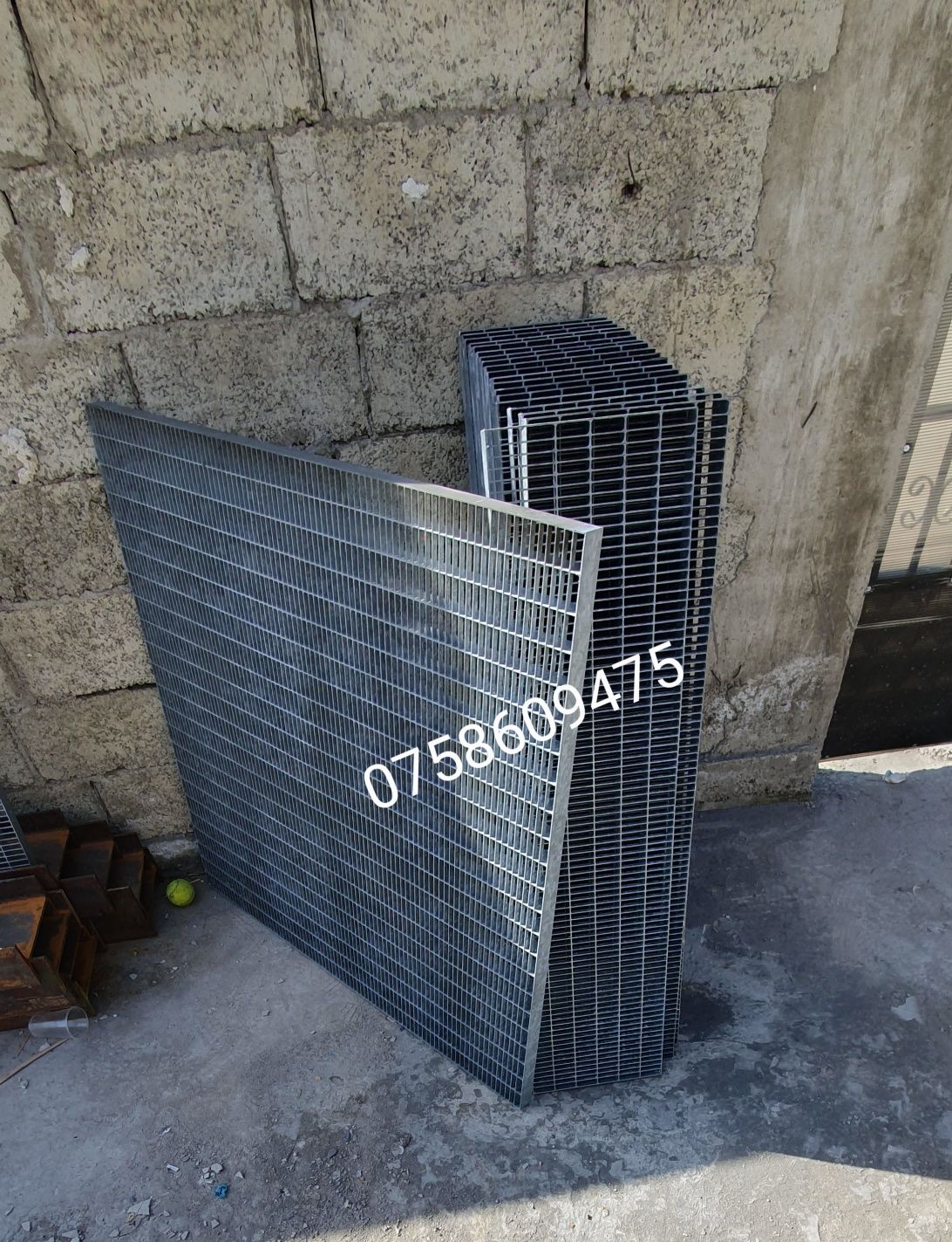 Trepte zincate 110x28cm