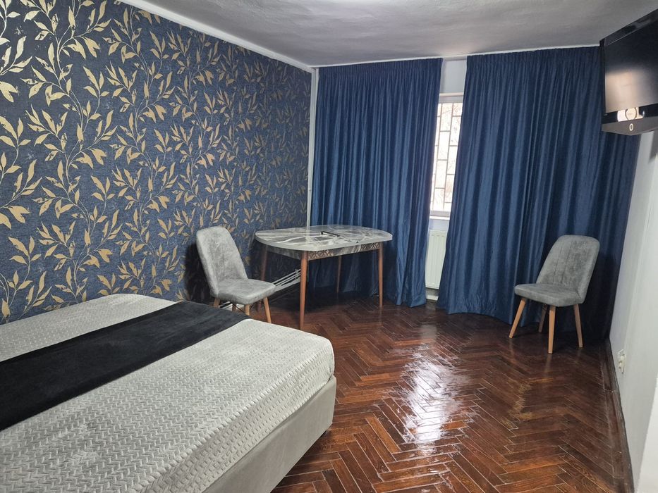 Închiriez apartament în regim hotelier