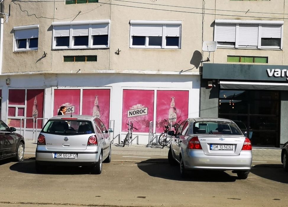 Vand Apartament 3 camere Etaj 1 Cart Republicii