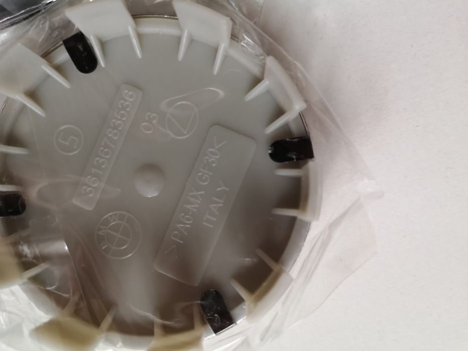 Capace jante BMW originale 68mm