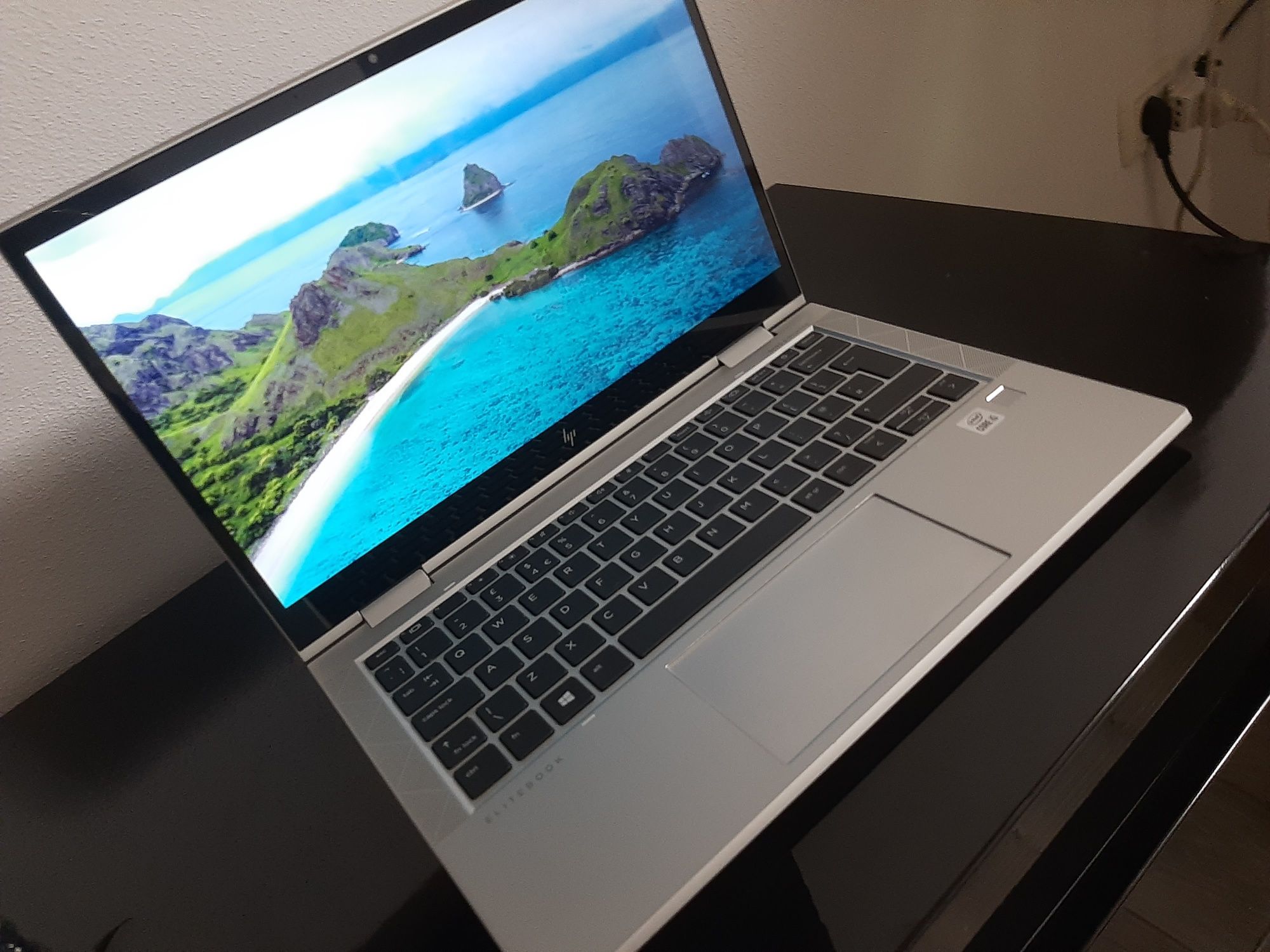 Laptop HP EliteBook  /tableta
