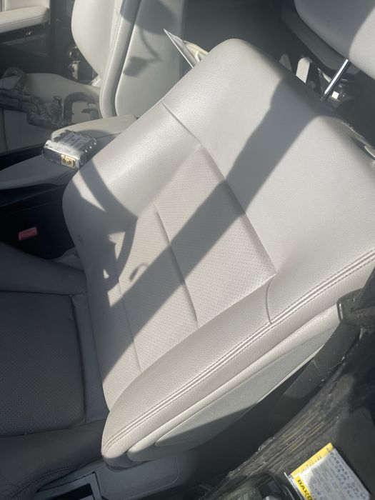 Салон за Мерцедес W212 Mercedes-benz  W212