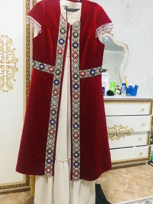Камзол сатылады Новый килмеген жукке алынган размер 48 50 багасы 25000