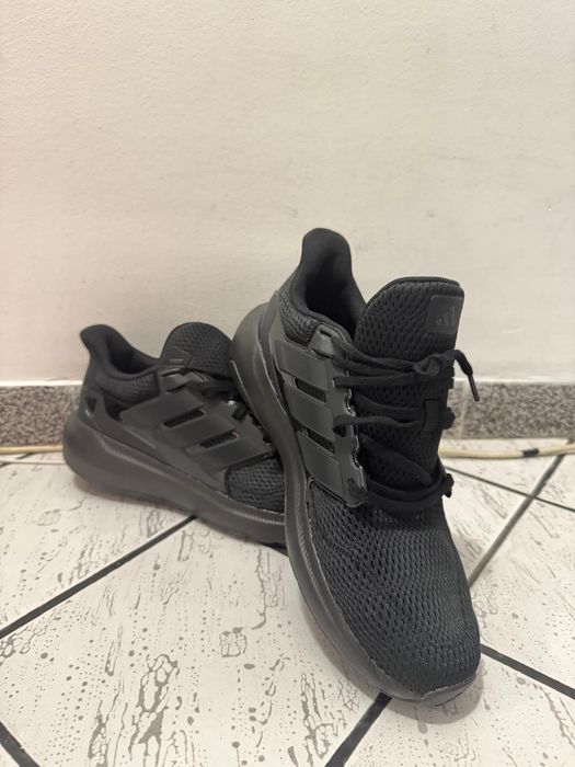 Adidas Ultimashow 2.0 Mens Trainers