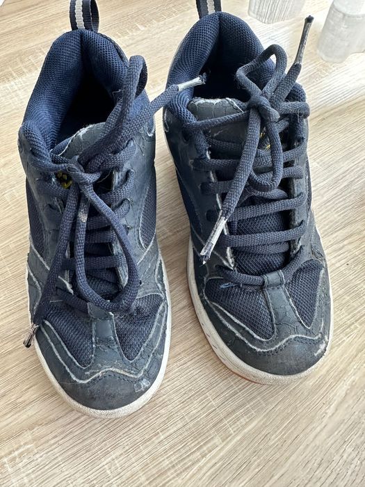 Adidasi cu roti Heelys