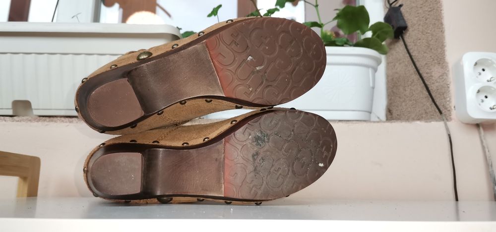 Елегантни ботуши UGG Australia 36 н.