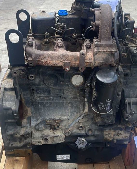 vand motor IVECO F4CE9484M