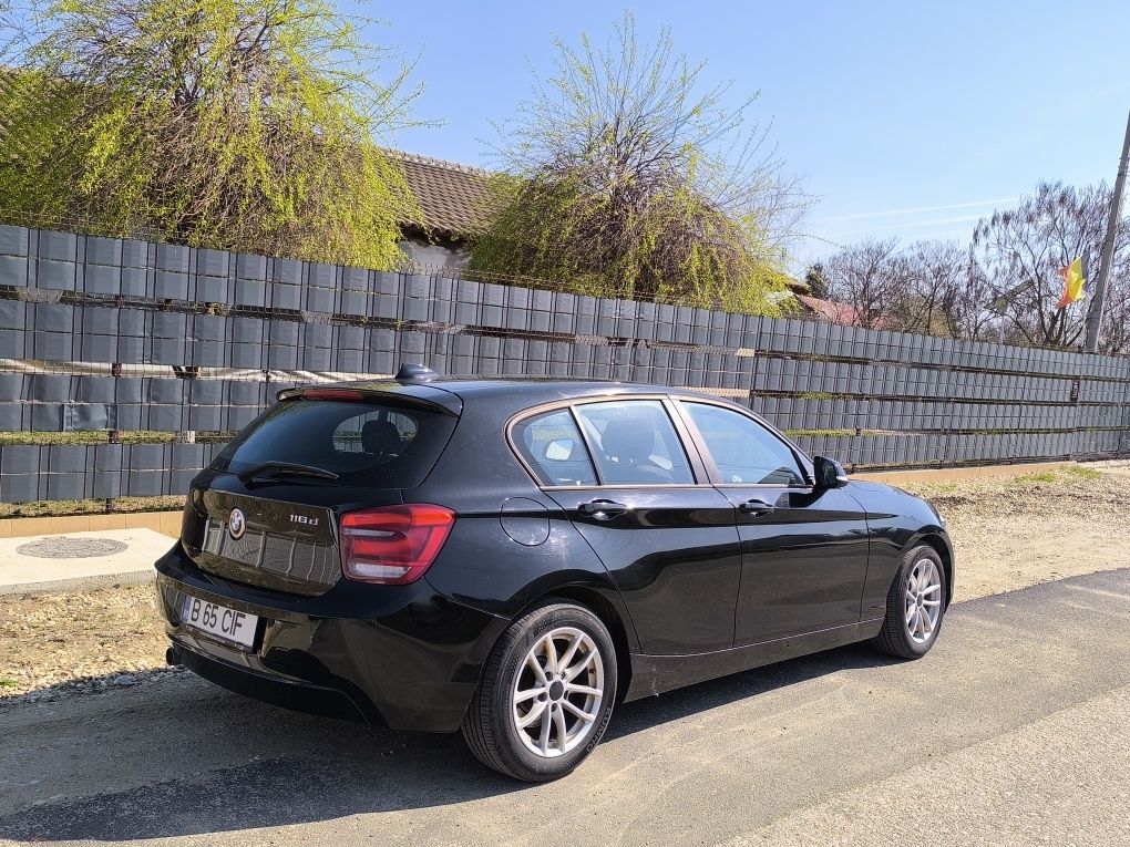 BMW 116d an 2015